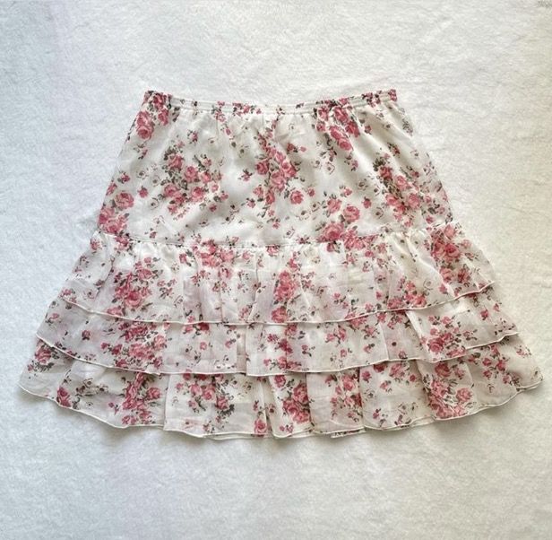 Rok Mini Ruffle Rosette White